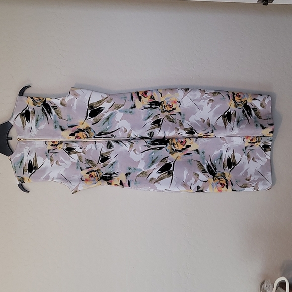 Nina Leonard Abstract U Neck Sleeveless Sheath Dress Cream Gray White Si… - Picture 7 of 12